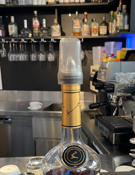 Staubkappe für Ausgießer / Flaschen, Grau, APS Barware