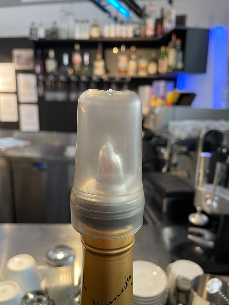 Staubkappe für Ausgießer / Flaschen, Grau, APS Barware