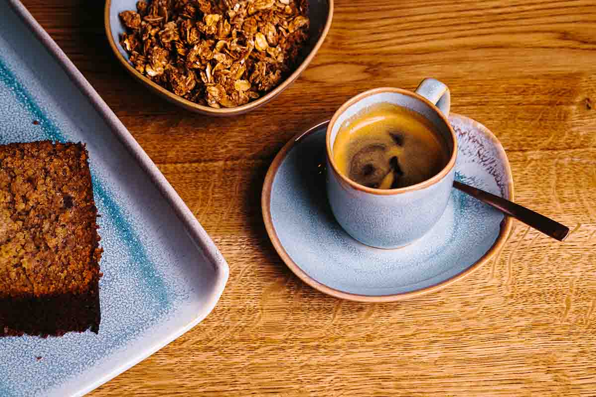 Espressotasse mit Untertasse, APS Porcelain, Ming Blue - 80 ml