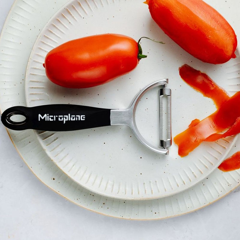 Obst- und Gemüseschäler "Y", gezahnt, Microplane